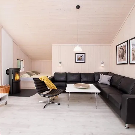 2 House B 66 Holiday home *